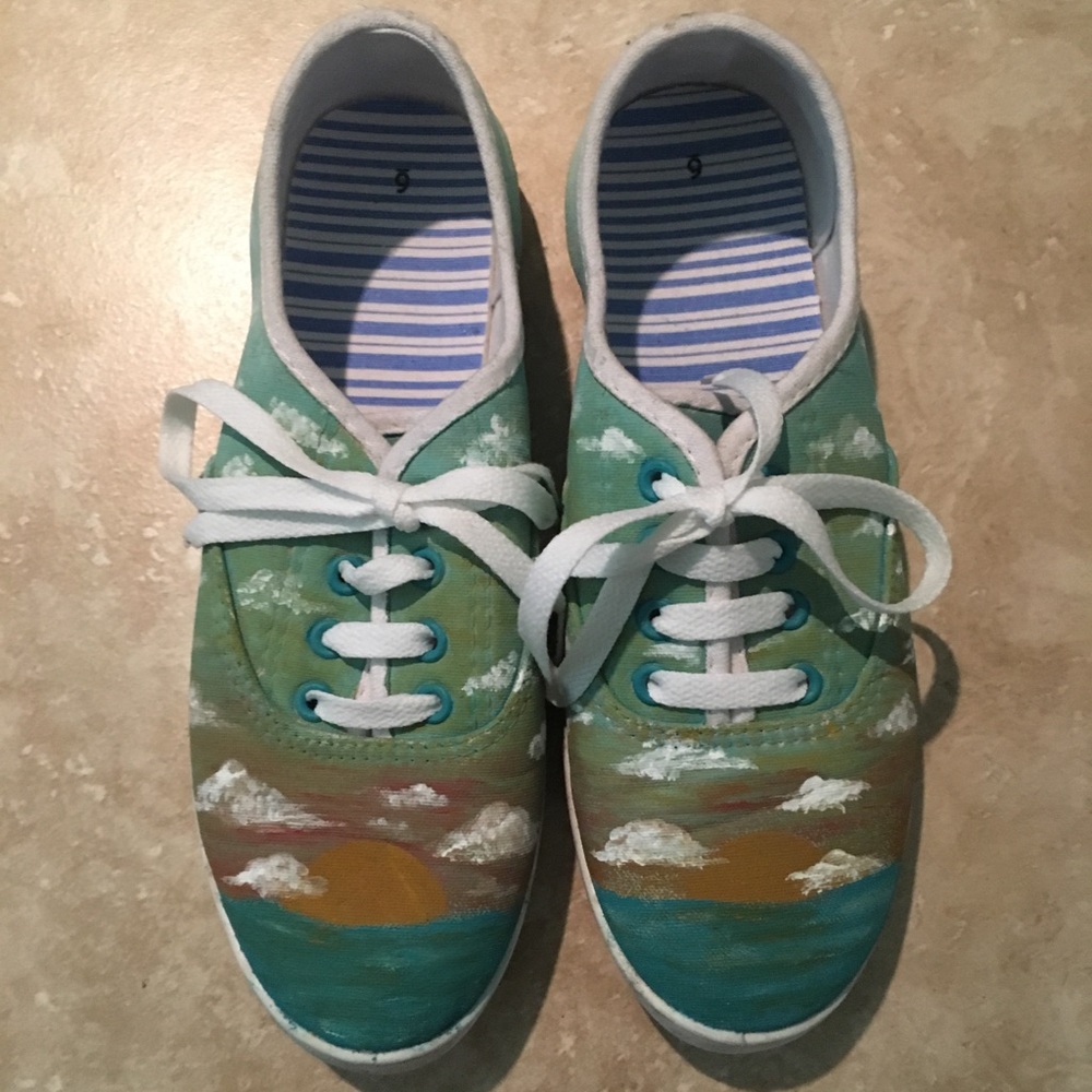 Hand pained custom size 6 sneakers! Sunset ocean